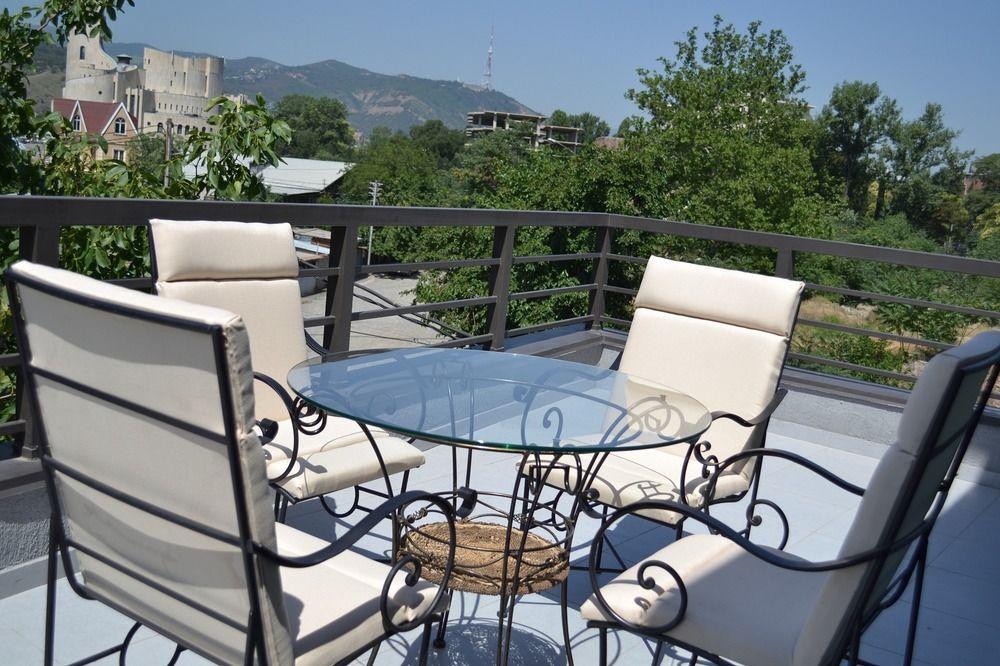 Dolabauri Hotel Tbilisi Exteriör bild