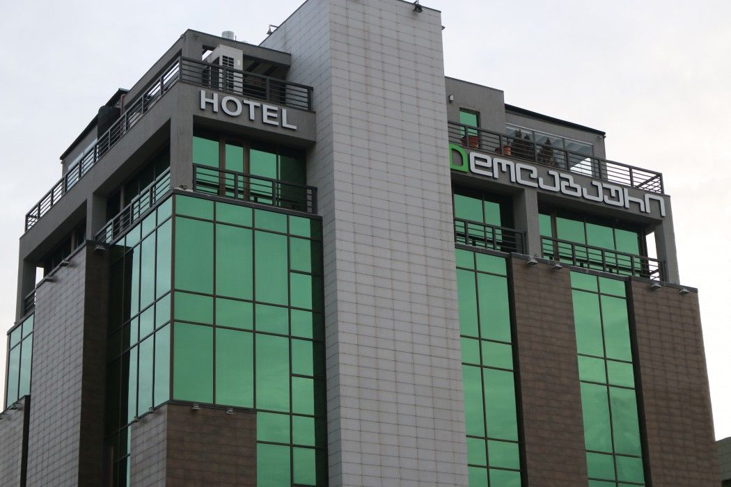 Dolabauri Hotel Tbilisi Exteriör bild