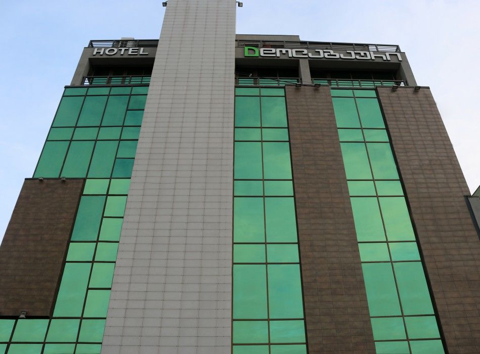 Dolabauri Hotel Tbilisi Exteriör bild